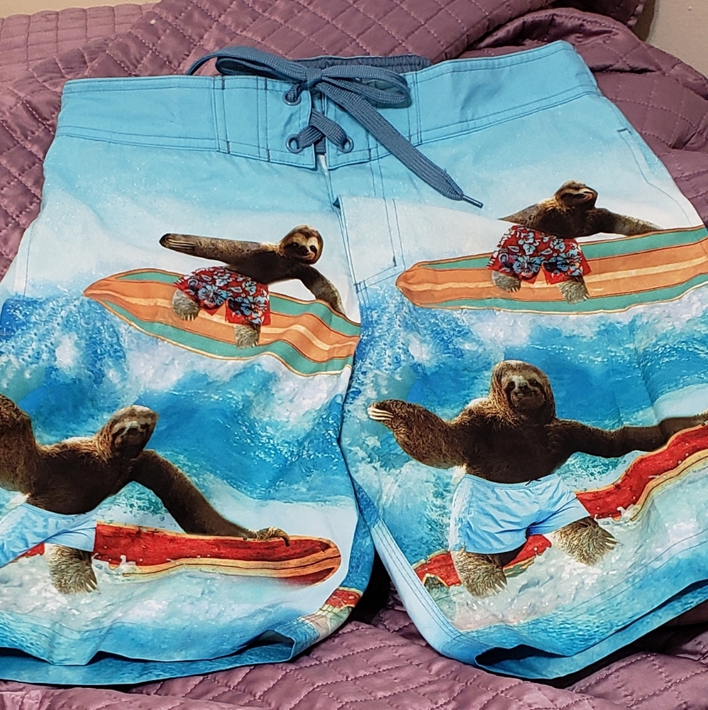 Sloths surfboarding board shorts,  men's S - Picture 3 of 6